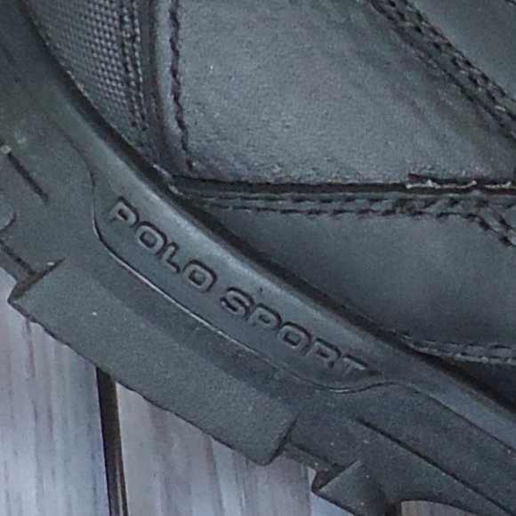 SIZE 9.5 D. Polo Sport by Ralph Lauren Dover III boot.